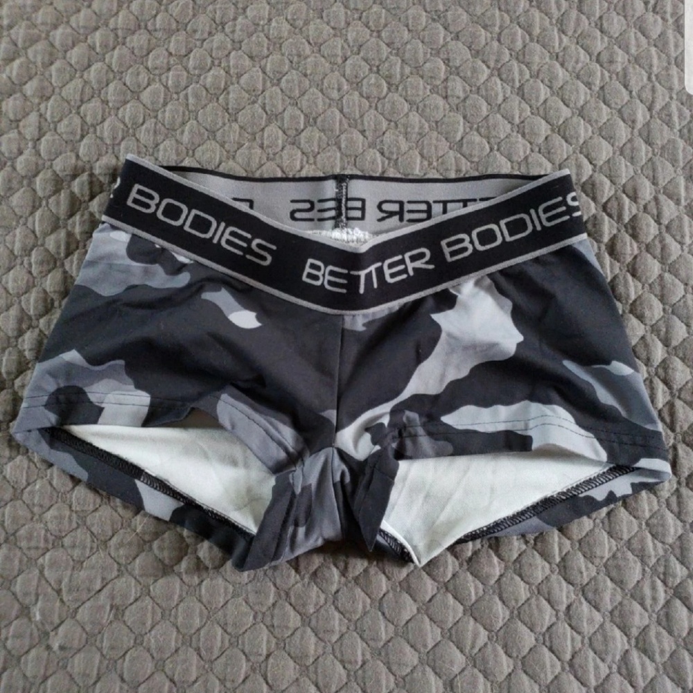 better bodies camo workout shorts